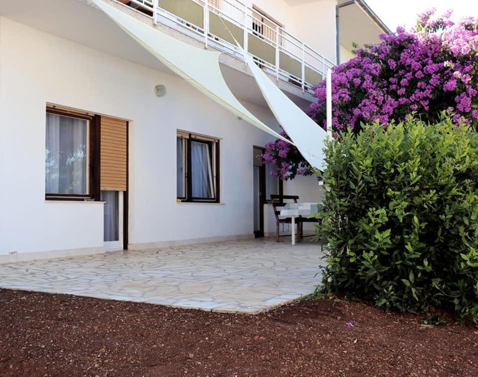 Apartman Simac Okrug Gornji Trogir Buitenkant foto