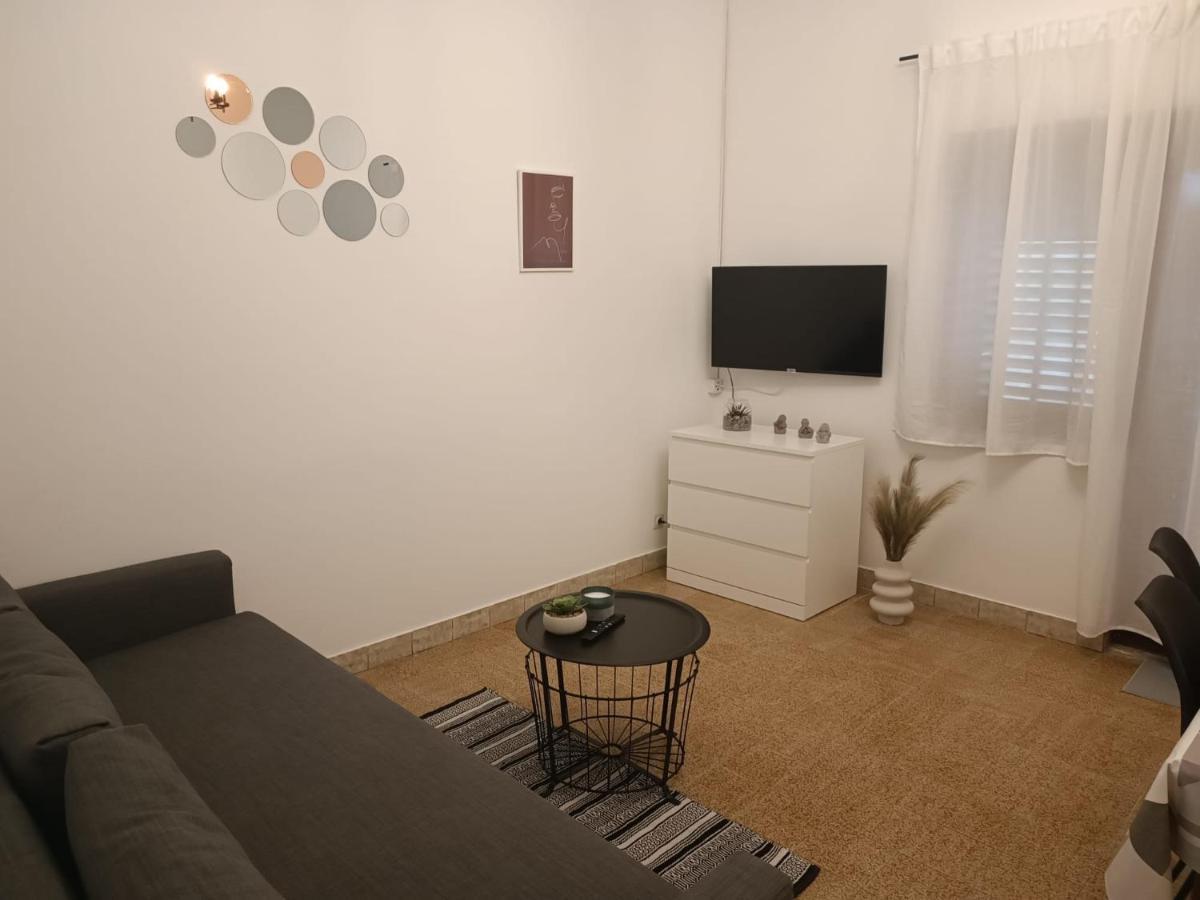 Apartman Simac Okrug Gornji Trogir Buitenkant foto