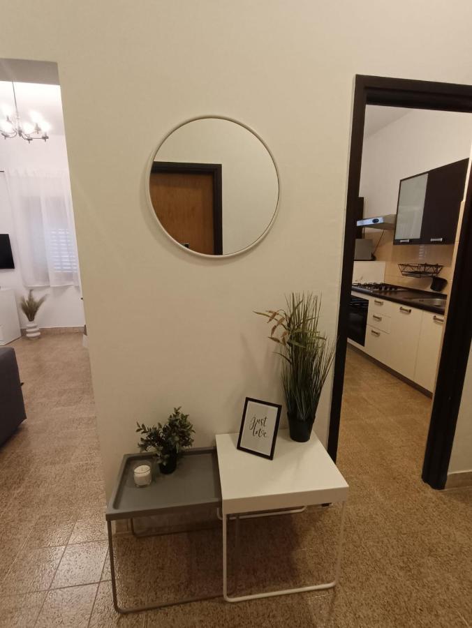 Apartman Simac Okrug Gornji Trogir Buitenkant foto
