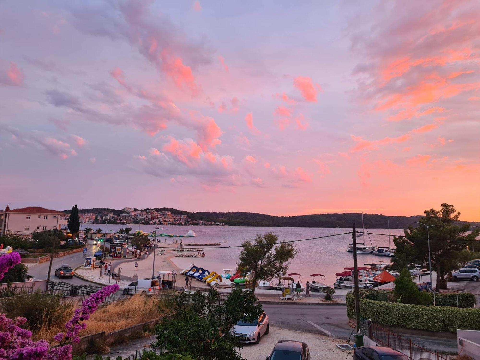 Apartman Simac Okrug Gornji Trogir Buitenkant foto
